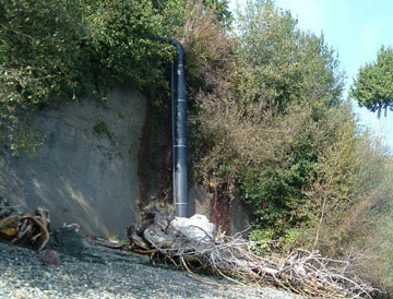 Montgomery Lane outfall pipe project #3 showing bluff to beach